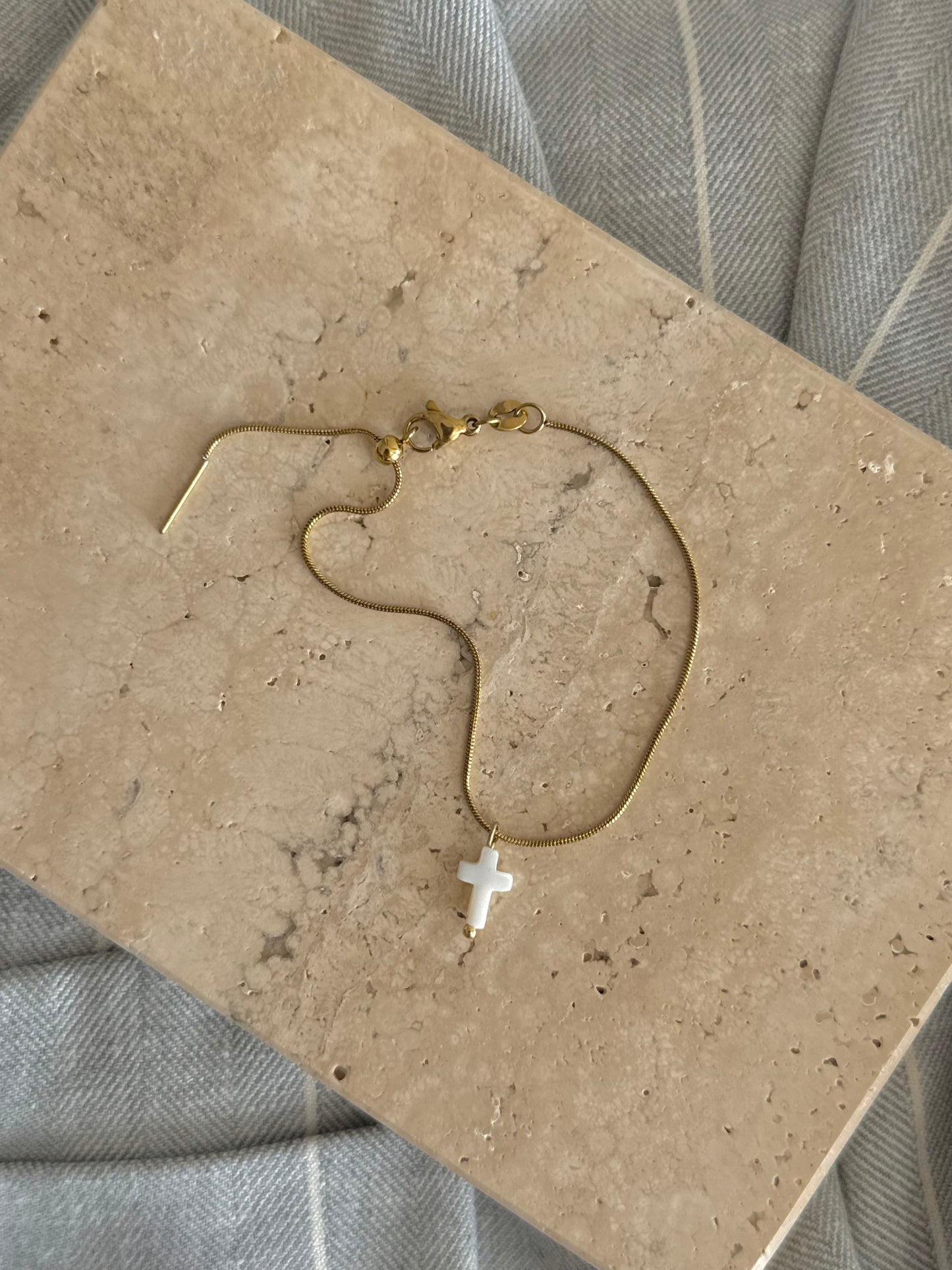 Sedef Križ Narukvica