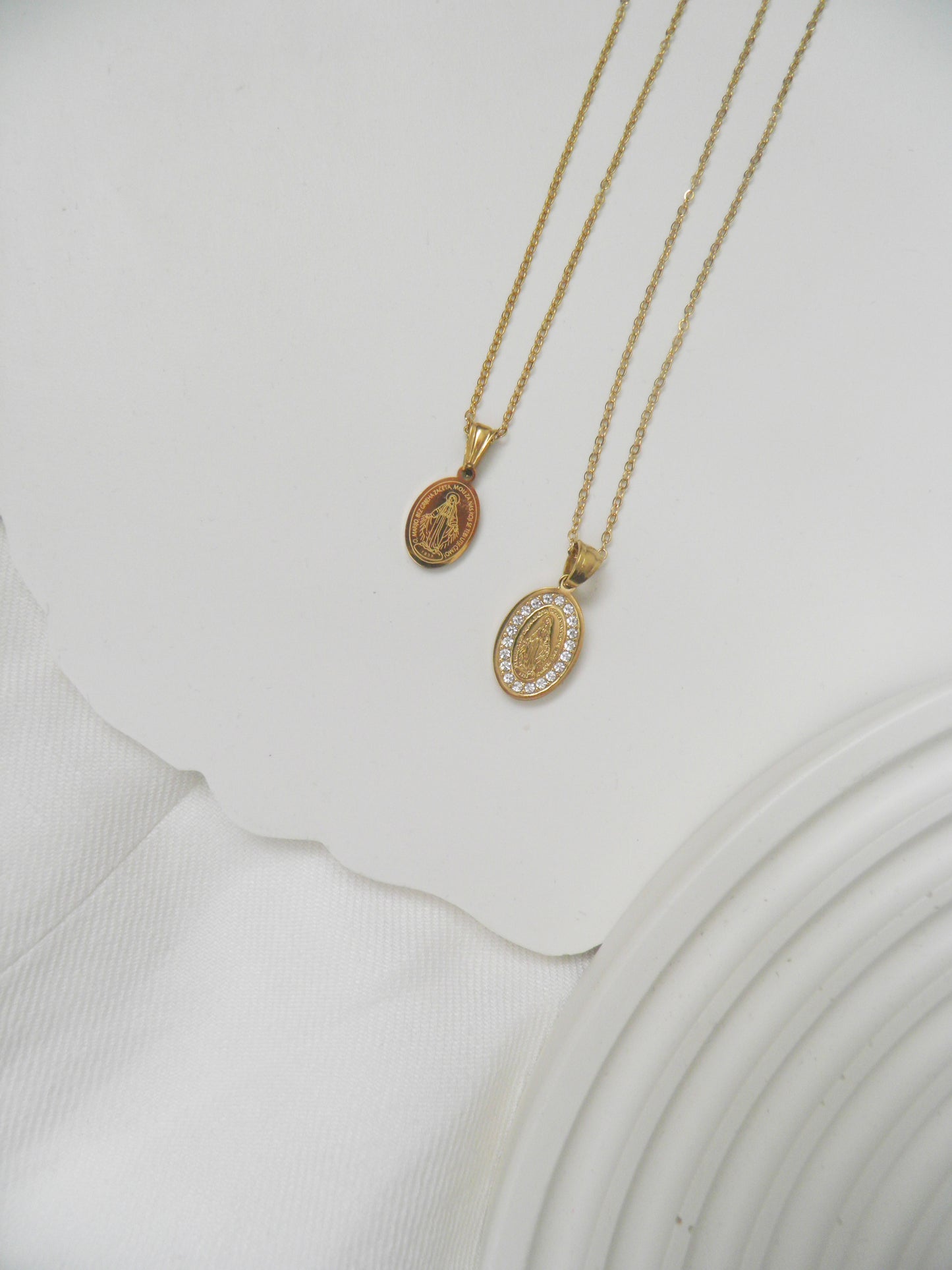 Medaljon “Marija”