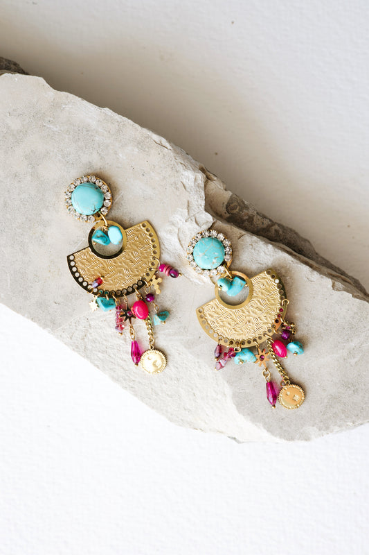 Tirkizne viseće naušnice sa zlatnim detaljima u boho stilu. Ručni rad.